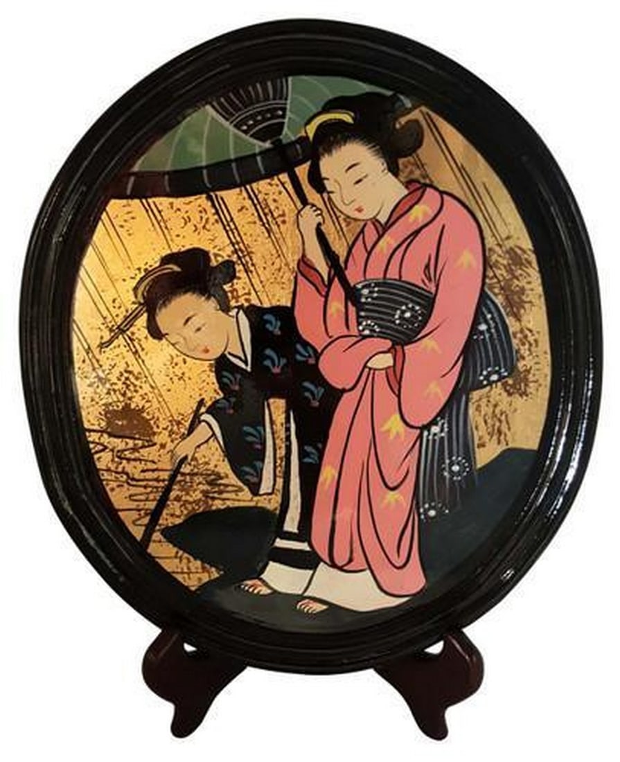 Hand-Painted Japanese Geisha on Oval Lacquer Wall Panel - 11" x 13: "Hand-Painted Japanese Geisha on Oval Lacquer Wall Panel - 11" x 13" Elevate your wall art collection with the enchanting addition of our Oval Hand-Painted Lacquer Oriental Geisha. This ex