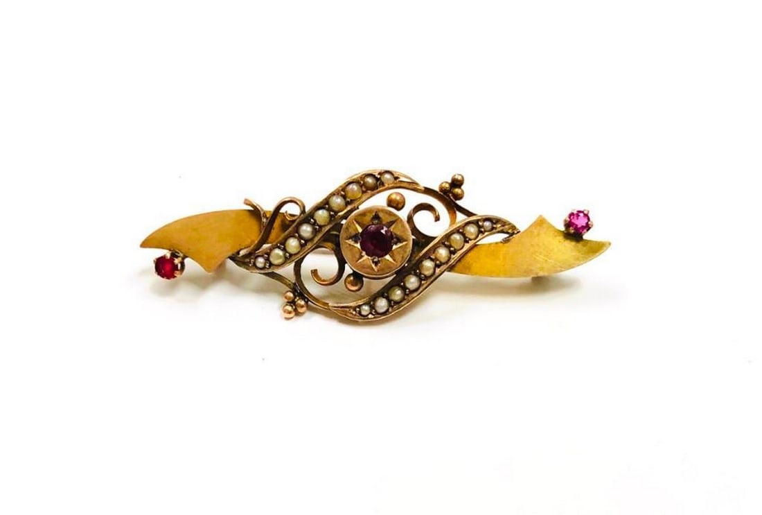 Scarce 9ct Gold Chester Assayed Seed Pearl & Ruby Etruscan Revival Style Brooch (1 of 2)