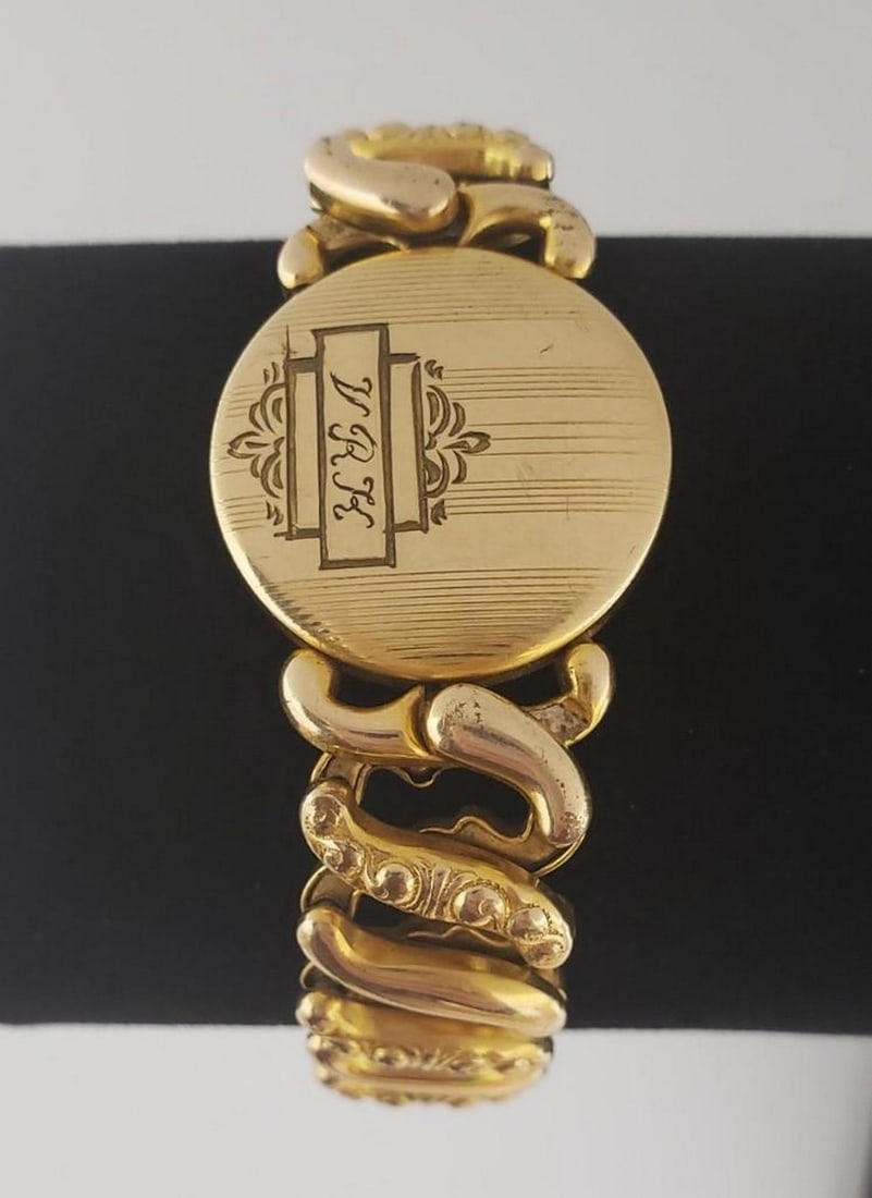 Gold Filled American Queen Flex Bracelet: Gold Filled American Queen Flex Bracelet. View Photos For More Details.