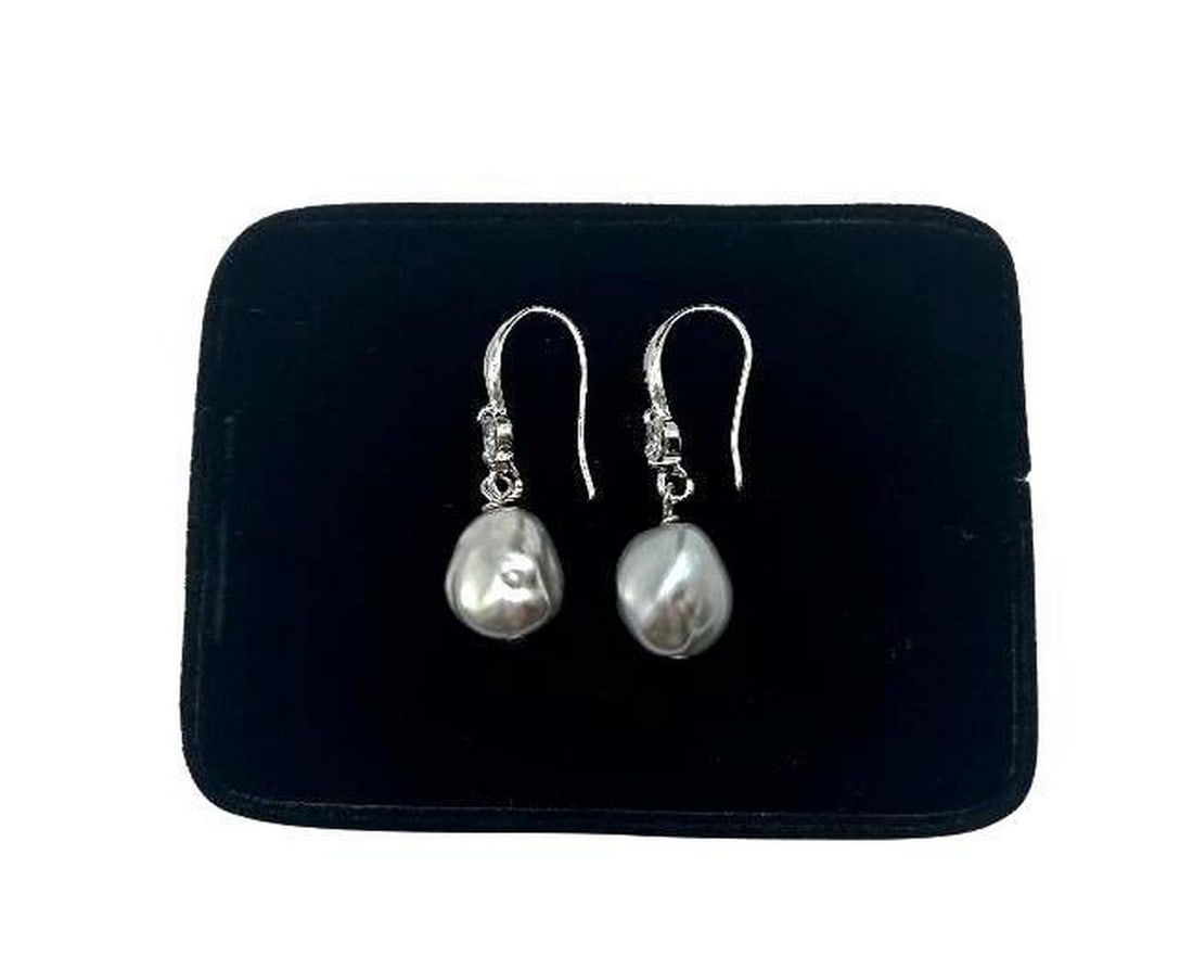 Glamorous Grey Keshi Pearl Dangle Earrings (1 of 3)