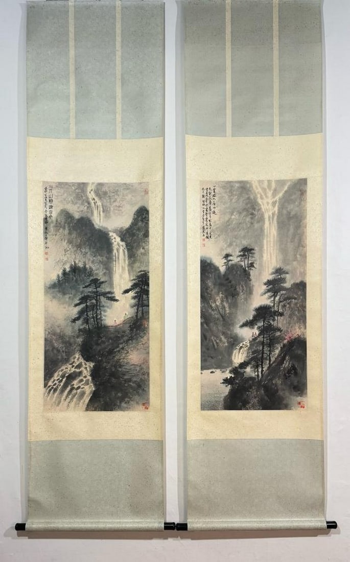 Fu Baoshi Landscape Four-Scroll Set: Fu Baoshi Landscape Four-Scroll Set A stunning four-scroll set by Fu Baoshi, masterfully capturing the grandeur and tranquility of traditional Chinese landscapes. With his distinct ink techniques and