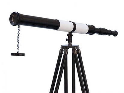 60" Admirals Floor Standing Oil Rubbed Bronze-White Leather Telescope: 60&#34; Admirals Floor Standing Oil Rubbed Bronze-White Leather Telescope The Floor Standing Oil Rubbed Bronze-White Leather with Black Stand Telescope 60&#34; is a beautiful, real bronze, refractor t
