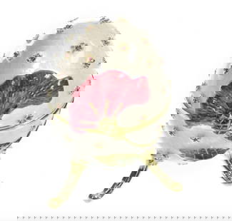 White Egg Music Playing Trinket Box Accented With Cute Pink Flower: White Egg Music Playing Trinket Box Accented With Cute Pink Flower Handmade Trinket Box Decorated with Austrian Crystals Gold Plated plays the melody of Fur Elise by Ludwig Van Beethoven A splendid ha