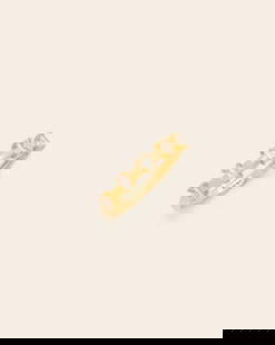 14k Vermeil Gold Plated Baguette Station Ring: 14k Vermeil Gold Plated Baguette Station Ring This 14k Vermeil Gold Plated Baguette Station Ring exudes modern elegance with a touch of sophistication. Featuring sleek baguette-cut stones delicately s