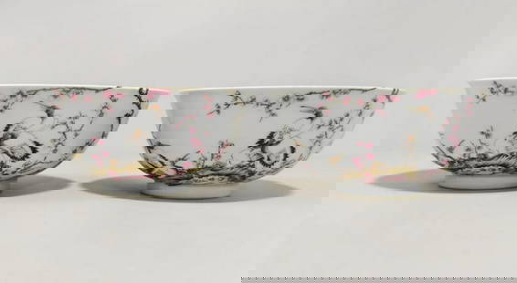 Qing Yongzheng Mark Famille Rose Six Cranes Pattern Bowls: Qing Yongzheng Mark Famille Rose Six Cranes Pattern Bowls   A pair of exquisite bowls bearing the Qing Yongzheng mark, featuring a refined Famille Rose design with plum blossoms and six cranes. The vi