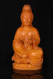 Guanyin Statue Holding A Bottle: Guanyin Statue Holding A Bottle.  A beautifully carved Guanyin stone statue, gracefully holding a bottle. This elegant piece weighs 1550g and showcases fine craftsmanship, with intricate detailing on