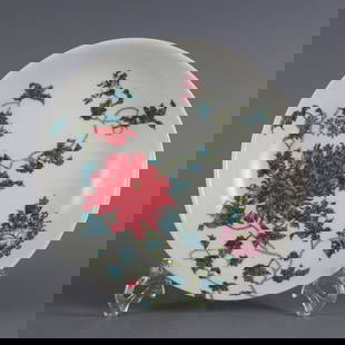 Qing Yongzheng Famille Rose Over-the-Wall Poppy Beauty Pattern Plate: Qing Yongzheng Famille Rose Over-the-Wall Poppy Beauty Pattern Plate A stunning Qing Dynasty Yongzheng-era famille rose plate, featuring an elegant over-the-wall design with vibrant poppies and a beau