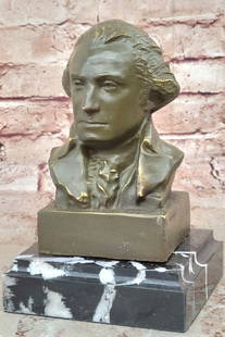 George Washington Original Bronze Bust Statue - 7.5" x 4.5": George Washington Original Bronze Bust Statue - 7.5&#34; x 4.5&#34;  This distinguished bronze bust honors George Washington, the first U.S. President and an enduring symbol of American leadership. Ca