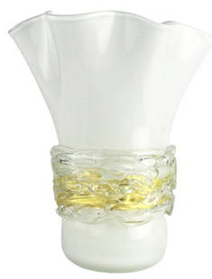 White Rose Vase Original Murano Glass: White Rose Vase Original Murano Glass  The contrast between white and gold, along with its large size, gives this vase its unique aura. It is one of the most elegant pieces in our collection, making i