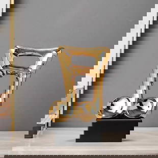 Musical Sculpture – Golden Beam Note: Musical Sculpture – Golden Beam Note  Celebrate your love for art and music with the distinctive Golden Beam Note Sculpture. Its elegant, one-of-a-kind design brings a touch of sophistication to any