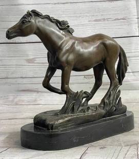 Original Bronze Trotting Arabian Horse Sculpture - Signed by Fisher 8.5" x 10": Original Bronze Trotting Arabian Horse Sculpture - Signed by Fisher 8.5&#34; x 10&#34;  Dive into the mesmerizing realm of equestrian art with this exceptional bronze sculpture by the renowned artist