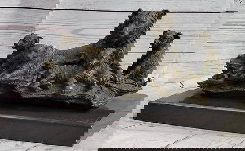 ORIGINAL TIGER FAMILY BRONZE SCULPTURE ON MARBLE BASE - 7" X 13": Original Tiger Family Bronze Sculpture On Marble Base - 7&#34; x 13&#34;  Introducing a magnificent bronze casting depicting a tiger and her four cubs, this sculpture exudes a captivating beauty. The