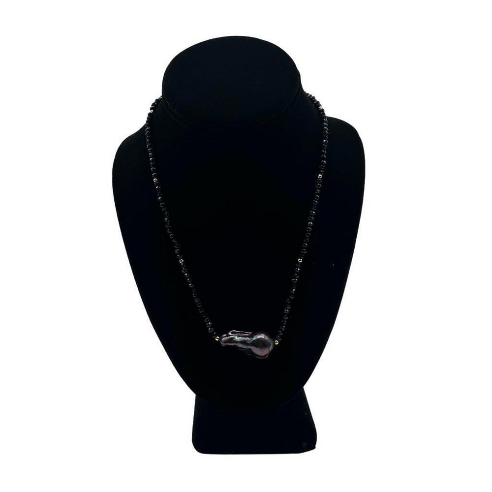 Black Faceted Agate and Keshi Pearl Necklace (1 of 3)