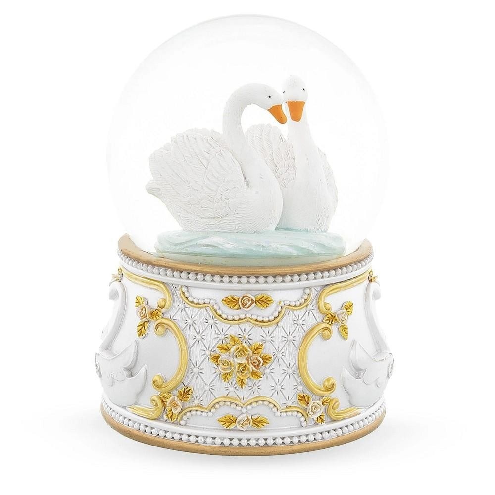 Musical Spinning Swans Water Snow Globe (1 of 4)