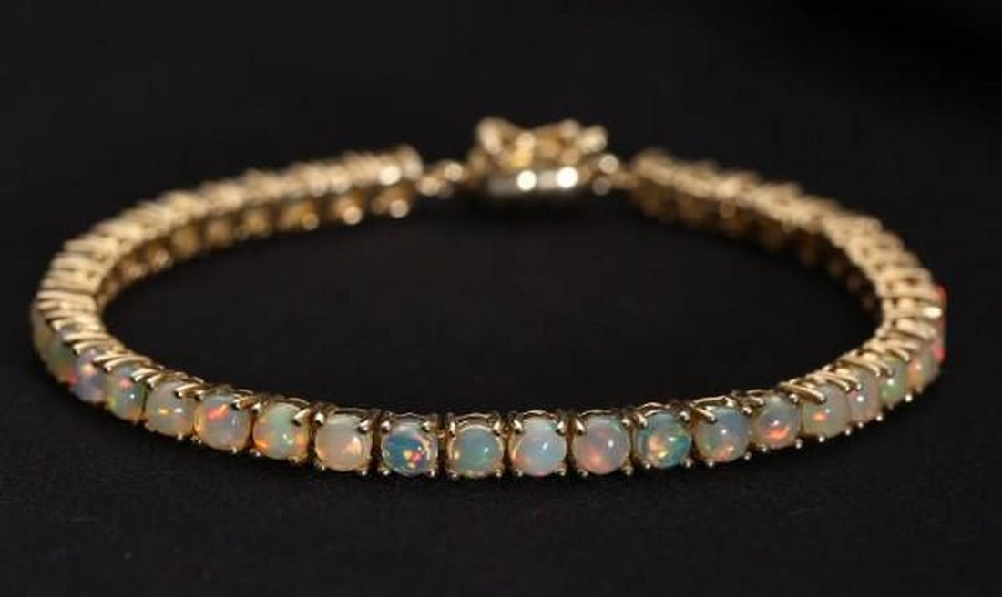 Pure Opal Essence (1 of 5)