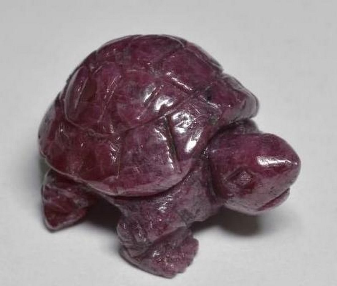 Ruby-Zoisite Turtle Carved Gemstone in Raspberry Red (1 of 2)
