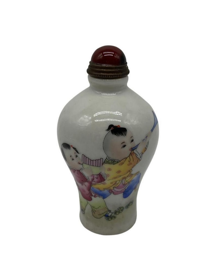 Youthful Chinese Porcelain And Carnelian Snuff Bottle (1 of 3)