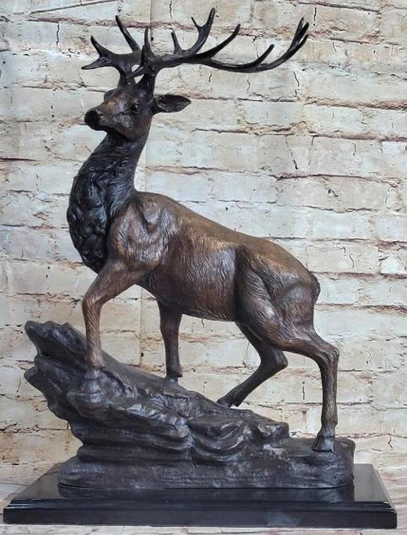 Majestic Caribou: Wildlife Bronze Sculpture (1 of 7)