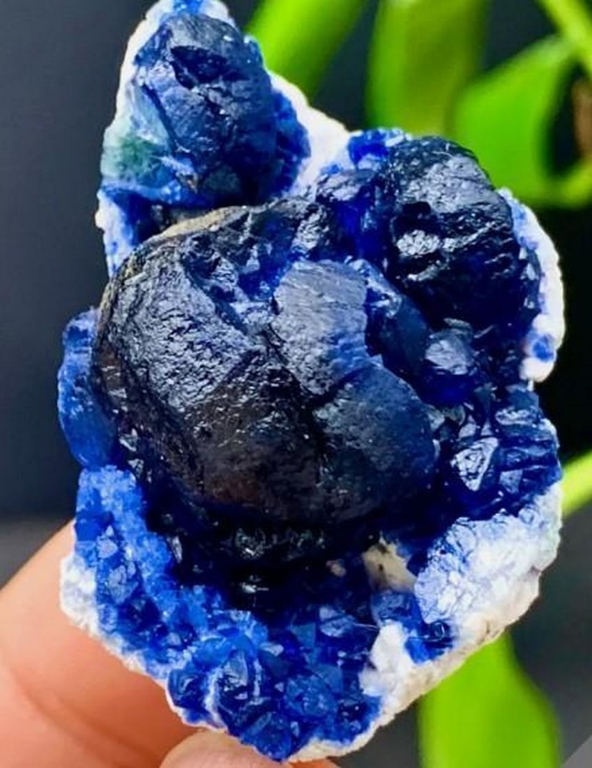 Blueberry Fluorite and Quartz Cluster – 20g Healing Crystal (1 of 5)