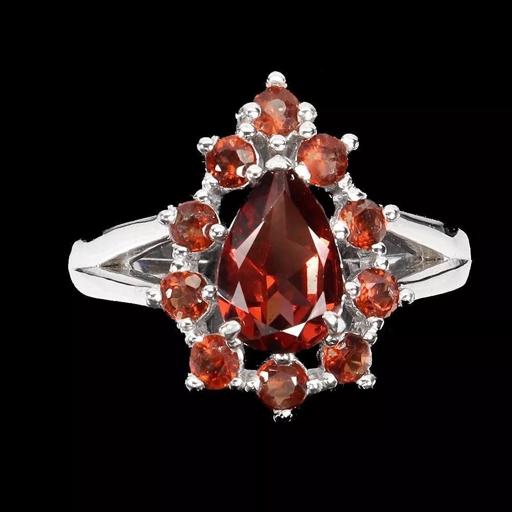 Mozambique Garnet 925 Sterling Silver Ring - Size 8 (1 of 3)