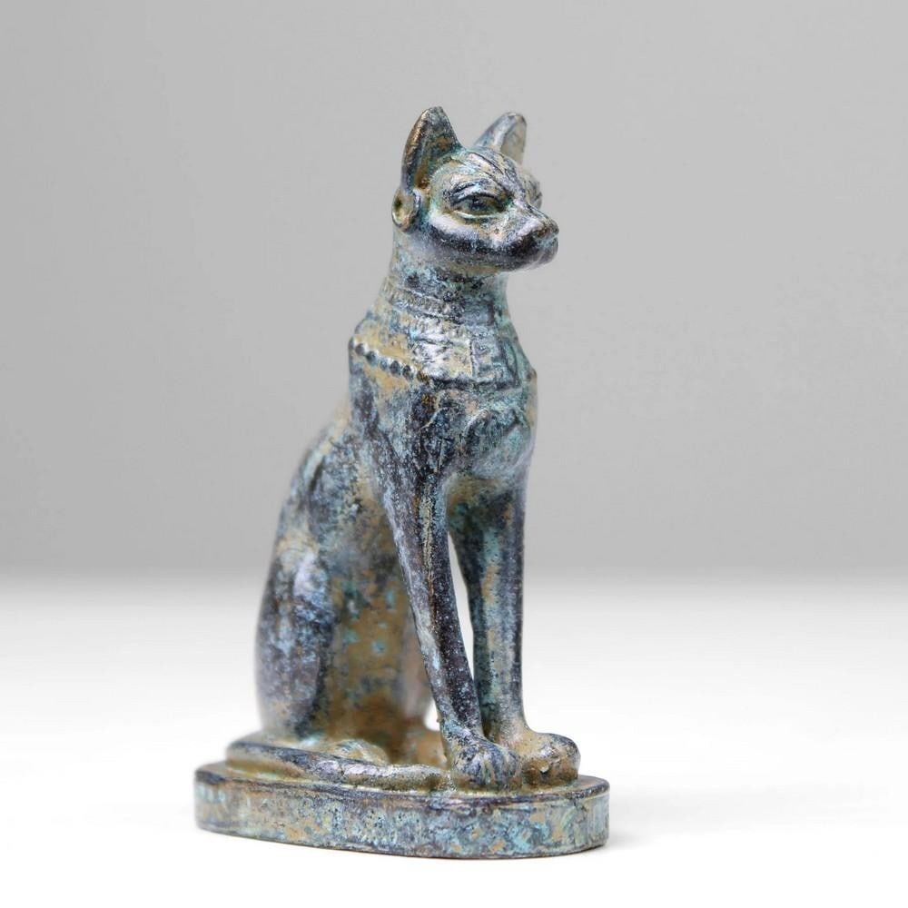 Egyptian Cat Bronze Statuette - (0.4lbs) (1 of 3)