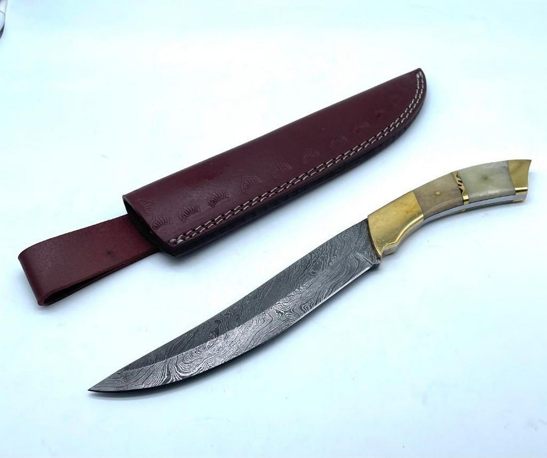Custom Handmade Damascus Steel Hunting Chef Knife: Custom Handmade Damascus Steel Hunting Chef Knife Each blade is created Using 256 Layers Of 1095 and 15N20 High Carbon Steels?????? To Produce A Superior Edge And Maintain A High Tensile Strength