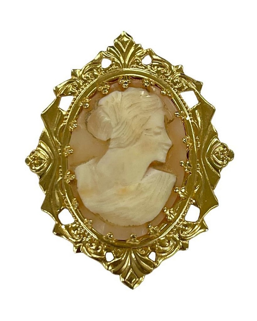 Opulent Gold Victorian Lady Cameo Brooch: Opulent Gold Victorian Lady Cameo Brooch "Elevate your style with our Opulent Gold Victorian Lady Cameo Brooch. Meticulously carved, this exquisite piece embodies the opulence of the Victorian er