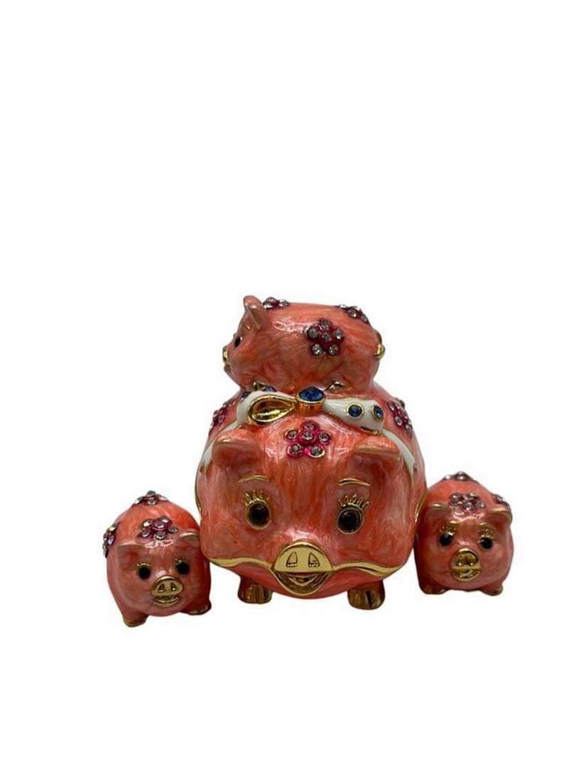 Mother and Baby Pink Pigs Trinket Box: Mother and Baby Pink Pigs Trinket Box Mother pig and her babies that attach to her side by magnets. This trinket box has pink enamel and flower design made with Austrian crystals. Dimensions: