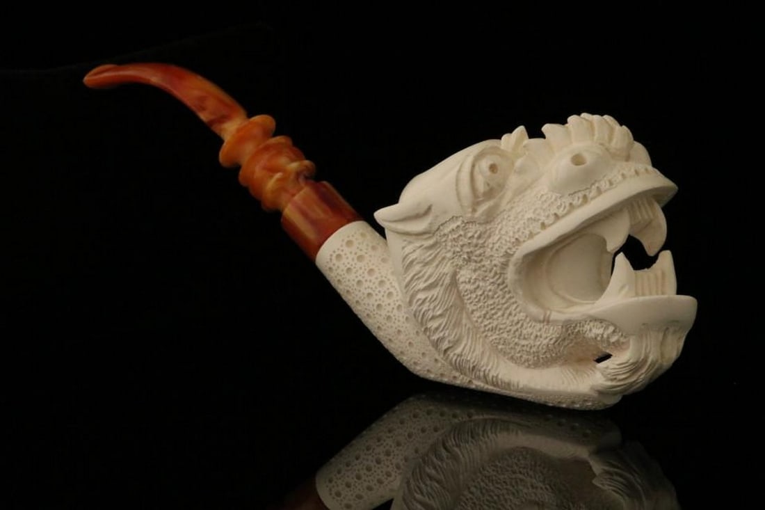 Parade-Style Dragon Meerschaum Pipe with Fitted Case (1 of 5)