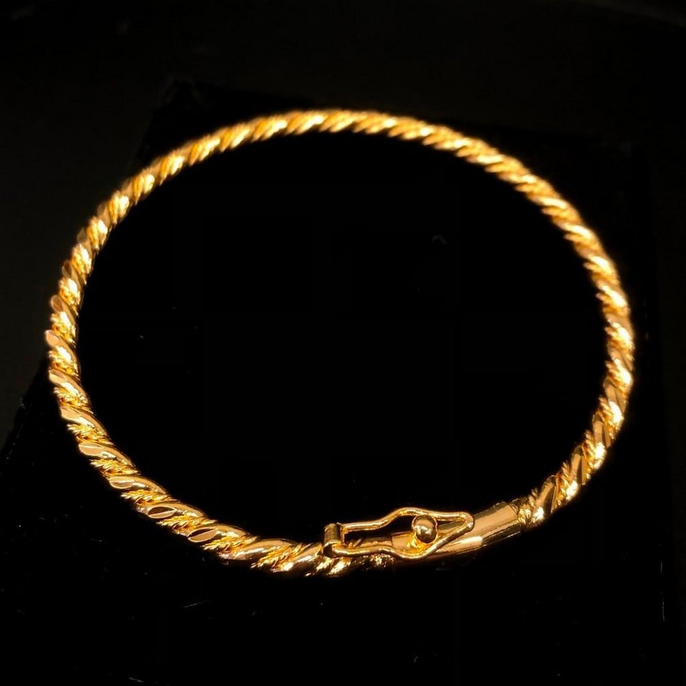 Ladies 10k Yellow Gold Plated Rope Braid Bracelet (1 of 2)
