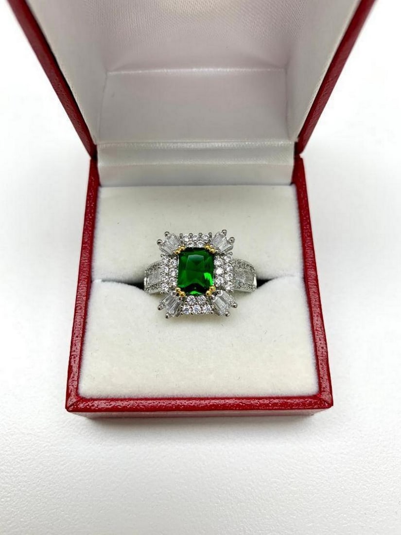 Ladies Synthetic Emerald Cut Emerald set in 925 Silver (1 of 3)