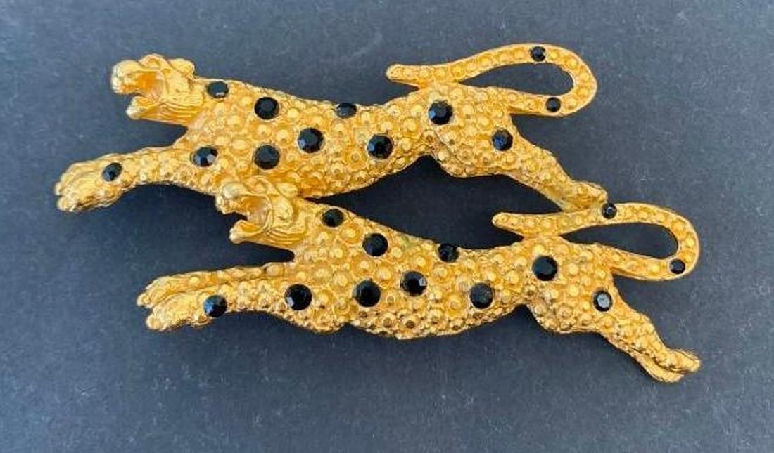 Gold Cheetah Brooch (1 of 5)