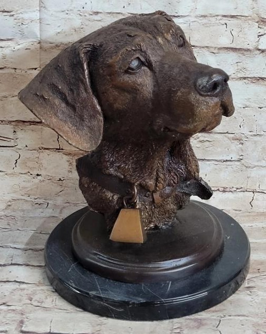 Loyal Companion: Bronze Labrador Retriever Bust on Marble: Loyal Companion: Bronze Labrador Retriever Bust on Marble A timeless tribute to man’s best friend, this bronze bust sculpture, bearing the signature of artist Moigniez, captures the gentle strength