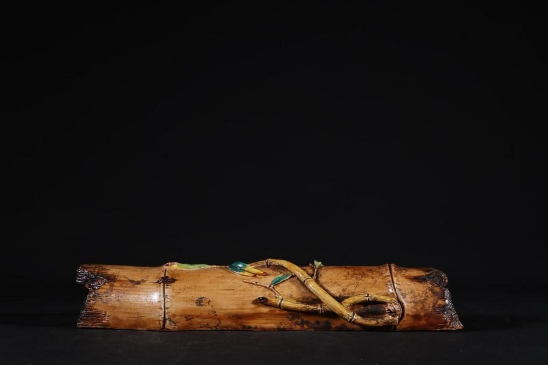 Qing Dynasty Inspired Qianlong Bamboo Porcelain Paperweight: Qing Dynasty Inspired Qianlong Bamboo Porcelain Paperweight. A finely crafted bionic porcelain paperweight inspired from the Qing Dynasty Qianlong period, designed in the shape of a bamboo segment ad