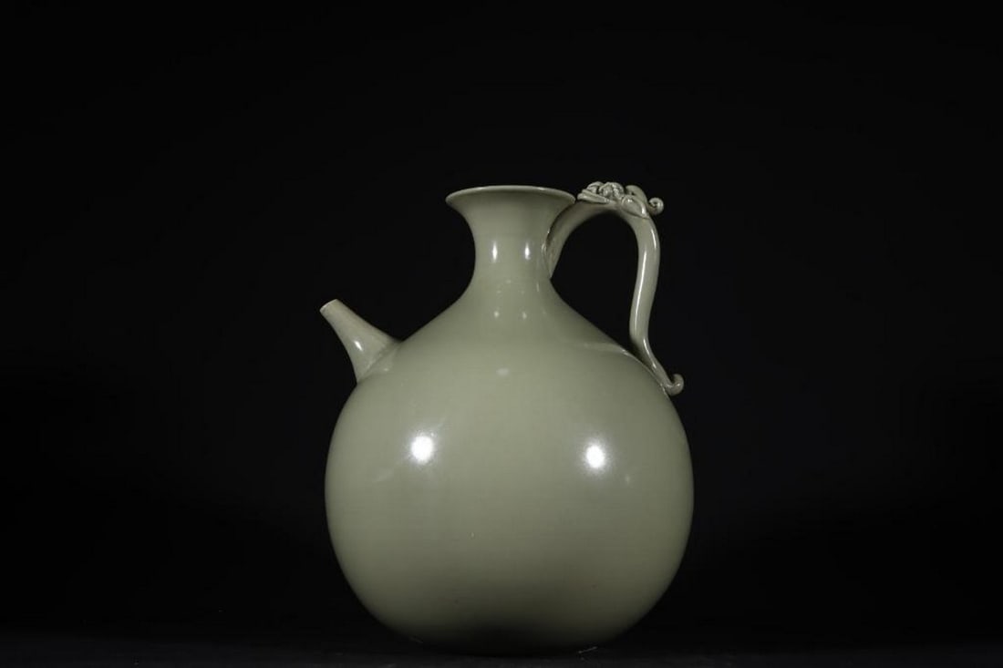 Inspired Yue Kiln Celadon Pot Secret Color Old Collection (1 of 9)