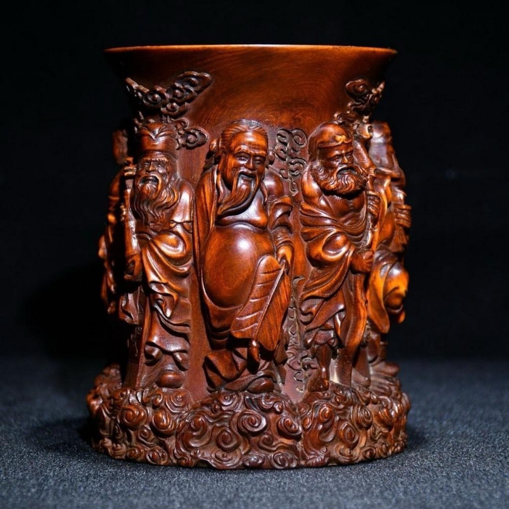 Hand Carved Pen Holder of Chinese 8 Immortals.: Hand Carved Pen Holder of Chinese 8 Immortals. This vintage pen holder, made from boxwood, is beautifully carved with a detailed depiction of the Eight Immortals, legendary figures from Chinese myth