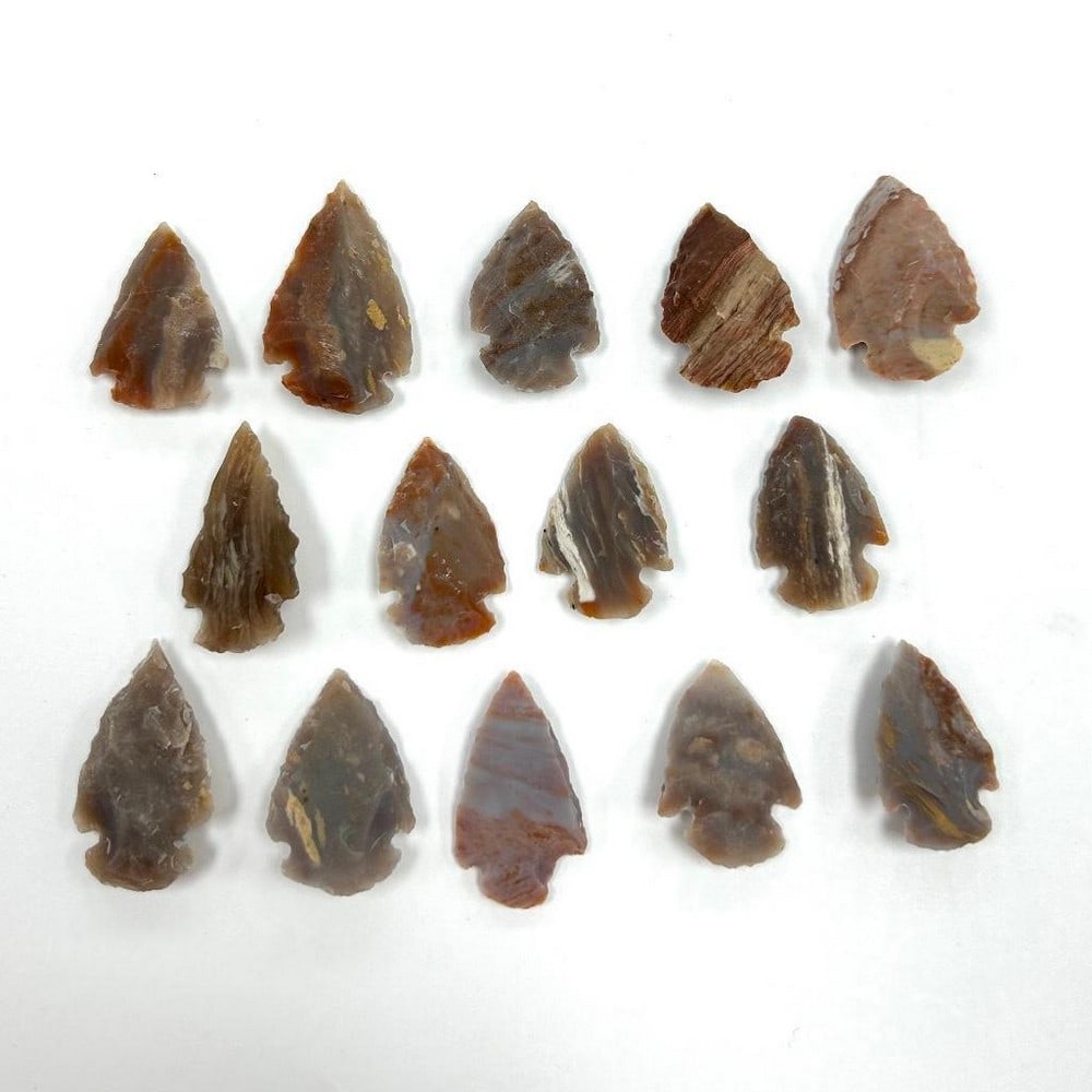 Lot Of 14 Natural Spear Point Flint Rock Arrowheads (35mm - 24mm) (1 of 2)
