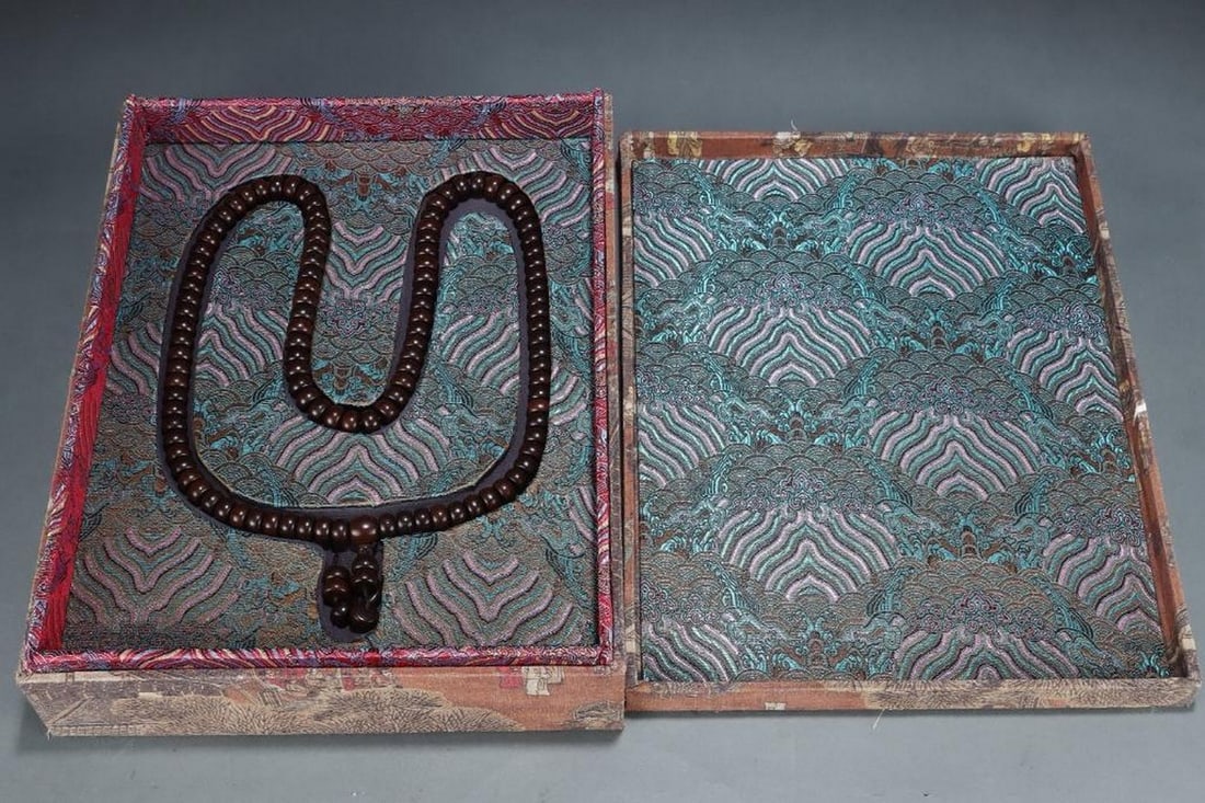 Old Collection Agarwood Necklace with 108 Morning Beads (1 of 9)