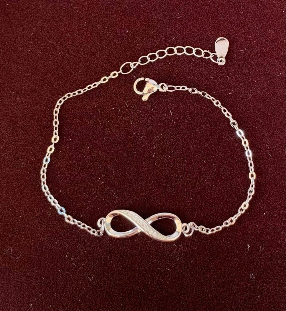 Endless Elegance Bracelet - 6