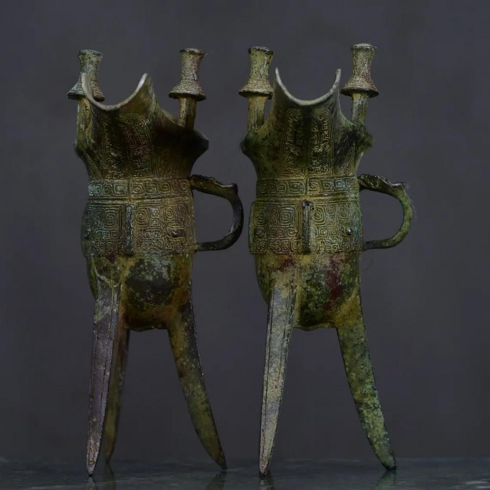 Pair of Exquisite Handcrafted Chinese Bronze Horn Cup Statues (1 of 8)