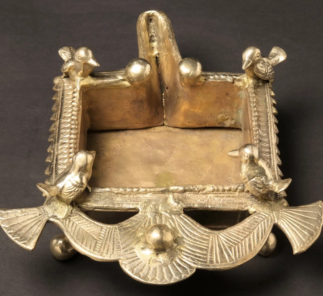 10" Square-Shaped Urli With Birds (1 of 3)