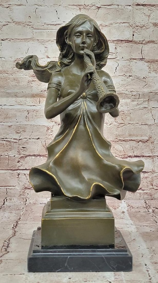 Horn Player – Signed Bronze Bust by Jean Patoue - 15.5" x 9": Horn Player – Signed Bronze Bust by Jean Patoue - 15.5" x 9" This signed bronze bust by Jean Patoue exquisitely captures a woman playing a horn, embodying musical elegance and classical gra