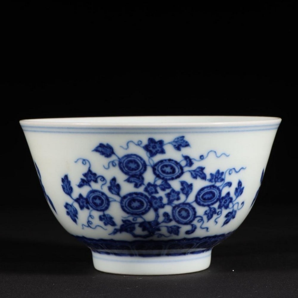 Qianlong-Inspired Blue and White Three Fruits Cup (1 of 6)