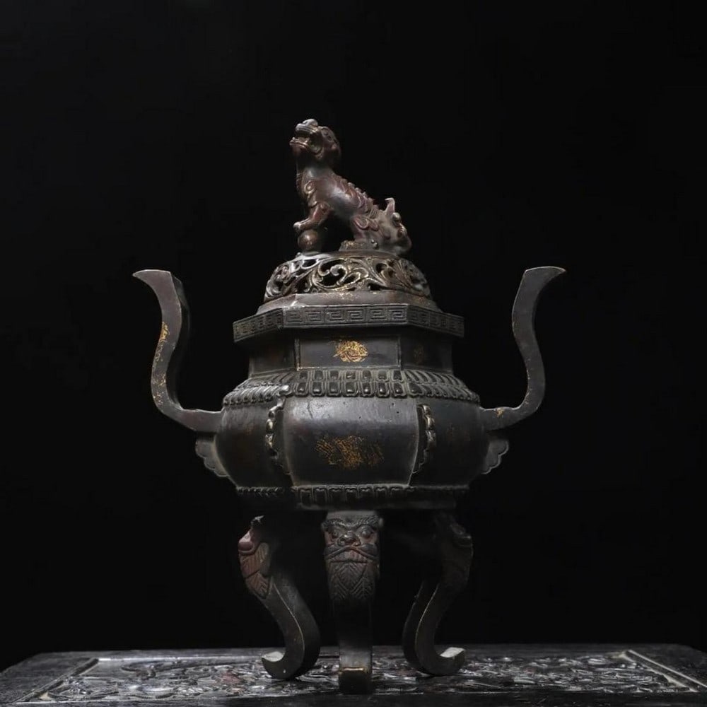 Chinese Antique Handmade Pure Bronze Lion-Shaped Incense Burner with Animal Feet (1 of 6)