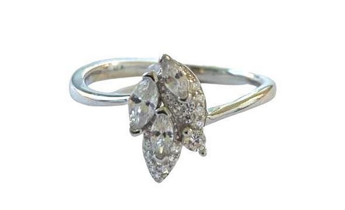 MARQUISE CUT AUSTRIAN CRYSTAL 14K WHITE GOLD PLATE 925 STERLING SILVER RING (1 of 4)