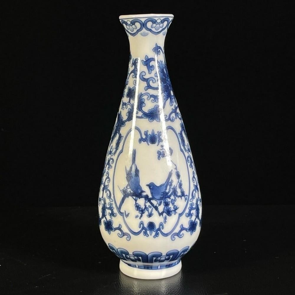Rare Chinese Antique Hand-Painted Blue and White Flower and Bird Pattern Vase (1 of 5)