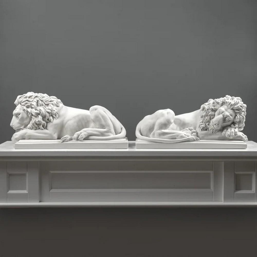 Large Guardian Lions, Carrara Marble Cast Pair – 52.8 lbs (Total) (1 of 7)