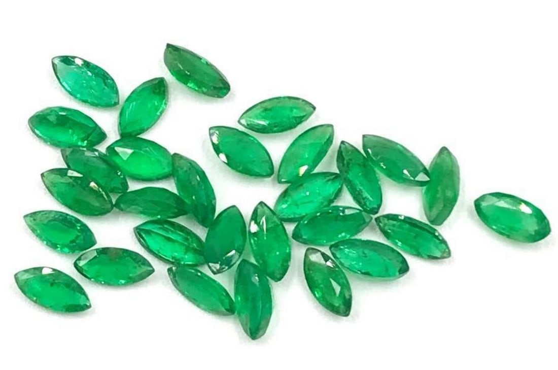 3.93ctTwenty Nine Faceted Emerald Marquise Gemstones (1 of 1)