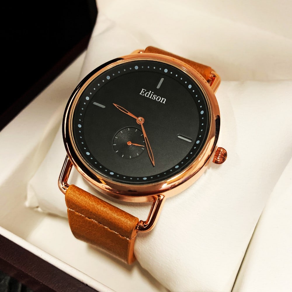 Mens L.A. Banus Royal Rose Chronograph Genuine Leather Band Watch: Mens L.A. Banus Royal Rose Chronograph Genuine Leather Band Watch. Remarkable Precision From A German Hand Made Watch Company That Takes Pride In The Craftsmanship Of There Time Pieces. A Time Piece T