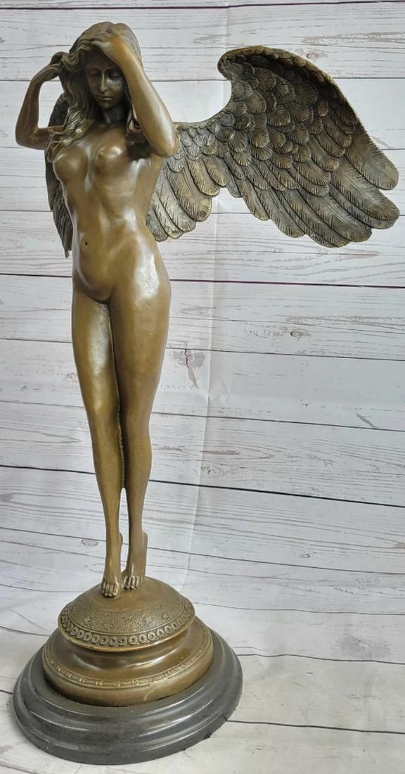 Large "Descending Night" Bronze Sculpture After A. Weinman Nude Angel Figure - 30lbs: Every detail has been meticulously crafted, from the exquisite wings that span wide behind her to the curvaceous and feminine lines that define her form, celebrating the essence of womanhood. As a tes